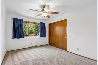 17654  Nassau Dr, Brookfield, WI 53045 - Photo 20