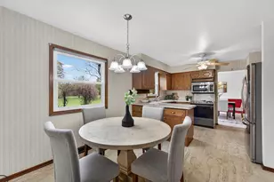 1634 W River Oaks Ln, Mequon, WI 53092 - Photo 8