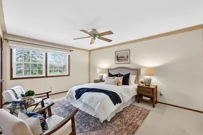 1634 W River Oaks Ln, Mequon, WI 53092 - Photo 14