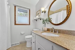 1634 W River Oaks Ln, Mequon, WI 53092 - Photo 16