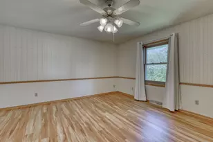 4355 S Longview Dr, New Berlin, WI 53151 - Photo 18