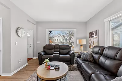 1731 S 65th St, West Allis, WI 53214 - Photo 4