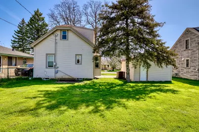 3533 S 44th St, Greenfield, WI 53220 - Photo 28