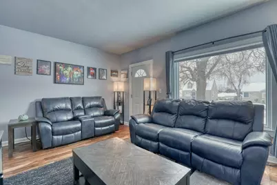 3533 S 44th St, Greenfield, WI 53220 - Photo 6