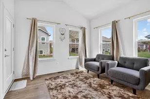7906 W Park Circle Way, Franklin, WI 53132 - Photo 6