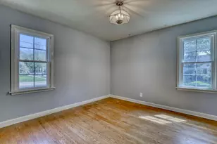 180 E Henry Clay St, Whitefish Bay, WI 53217 - Photo 12
