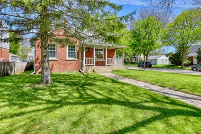 180 E Henry Clay St, Whitefish Bay, WI 53217 - Photo 24