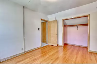 180 E Henry Clay St, Whitefish Bay, WI 53217 - Photo 20