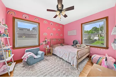 7926 W Wright St, Wauwatosa, WI 53213 - Photo 14
