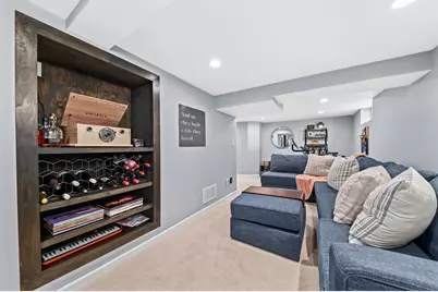 7926 W Wright St, Wauwatosa, WI 53213 - Photo 28