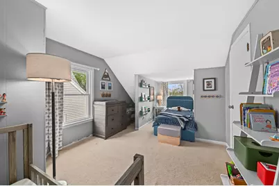 7926 W Wright St, Wauwatosa, WI 53213 - Photo 22