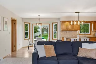 642 Small Farm Rd, Mukwonago, WI 53149 - Photo 12