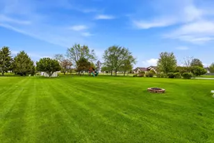 642 Small Farm Rd, Mukwonago, WI 53149 - Photo 44