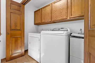 921 E Park Blvd, Oak Creek, WI 53154 - Photo 20