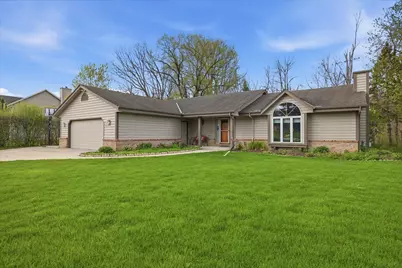 N68W14817  Prudence Dr, Menomonee Falls, WI 53051 - Photo 2