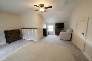 909 S 25th St, Manitowoc, WI 54220 - Photo 16