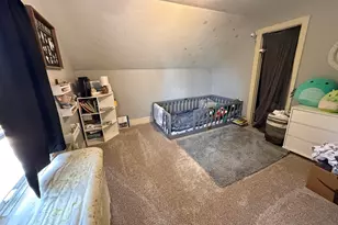 909 S 25th St, Manitowoc, WI 54220 - Photo 18