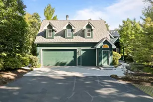 765 Brickley Ct, Fontana, WI 53125 - Photo 94