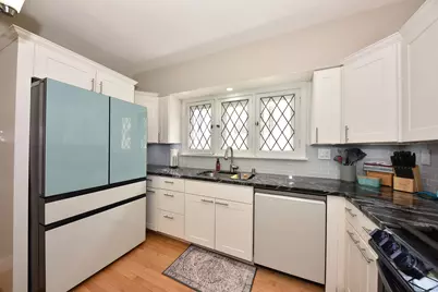3306 S 14th St, Milwaukee, WI 53215 - Photo 14