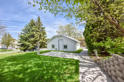 3306 S 14th St, Milwaukee, WI 53215 - Photo 36