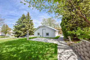 3306 S 14th St, Milwaukee, WI 53215 - Photo 36