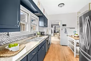 2212 N 57th St, Milwaukee, WI 53208 - Photo 16