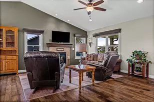W3847 Harvey Ln, Farmington, WI 54644 - Photo 6