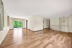 921 Greenwich Dr, Madison, WI 53711 - Photo 8