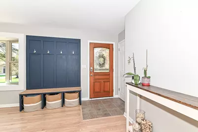 15860  Brookhill Dr, Brookfield, WI 53005 - Photo 12