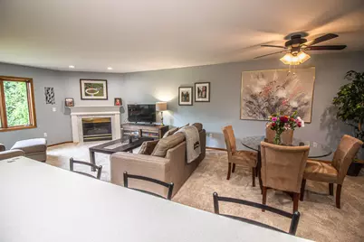 7222 W Mequon Square Dr #2, Mequon, WI 53092 - Photo 30