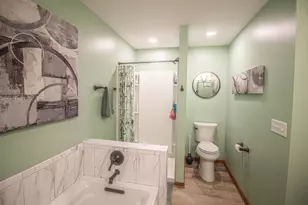 7222 W Mequon Square Dr, Mequon, WI 53092 - Photo 18