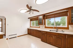 4076 N 90th St, Milwaukee, WI 53222 - Photo 16