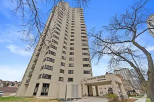 1633 N Prospect Ave, Milwaukee, WI 53202 - Photo 1