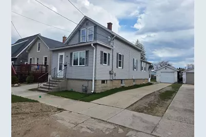1005  19th St, Two Rivers, WI 54241 - Photo 1