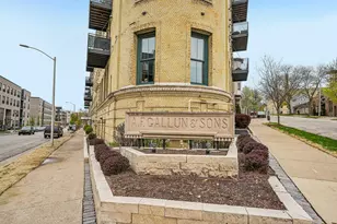 1818 N Water St, Milwaukee, WI 53202 - Photo 2