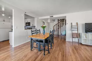 1633 N Prospect Ave, Milwaukee, WI 53202 - Photo 12