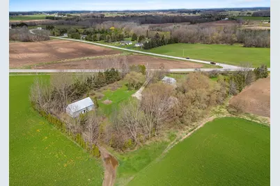 7047 W Custer St, Manitowoc, WI 54220 - Photo 72
