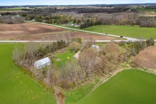7047 W Custer St, Manitowoc, WI 54220 - Photo 66