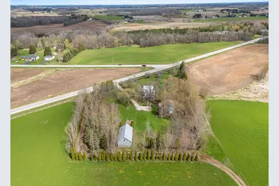 7047 W Custer St, Manitowoc, WI 54220 - Photo 74