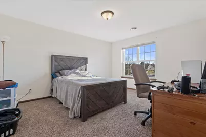 N42W22770  Beacon Ct, Pewaukee, WI 53072 - Photo 34