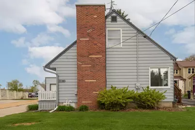 208  Wright St, Waukesha, WI 53186 - Photo 32