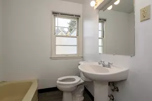 208 Wright St, Waukesha, WI 53186 - Photo 14