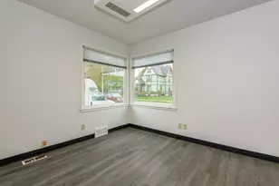 208 Wright St, Waukesha, WI 53186 - Photo 6