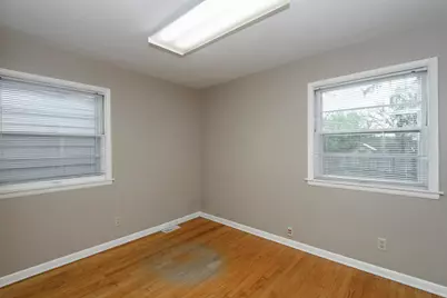 208  Wright St, Waukesha, WI 53186 - Photo 12