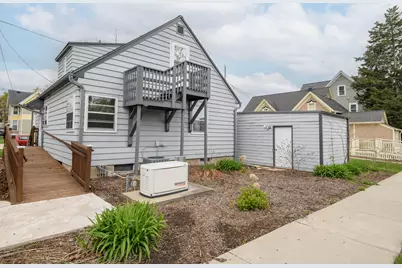 208  Wright St, Waukesha, WI 53186 - Photo 30