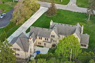 1140 E Bywater Ln, Fox Point, WI 53217 - Photo 4