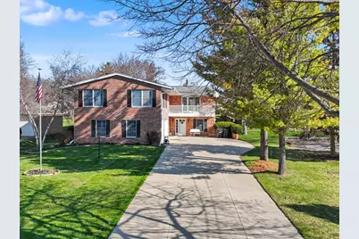 25922 W Loomis Rd, Racine, WI 53185 - Photo 2