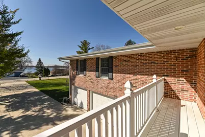 25922 W Loomis Rd, Racine, WI 53185 - Photo 16