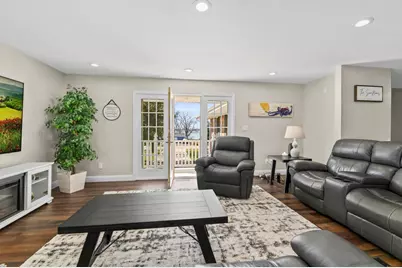 25922 W Loomis Rd, Racine, WI 53185 - Photo 14