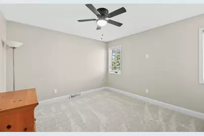 25922 W Loomis Rd, Racine, WI 53185 - Photo 38